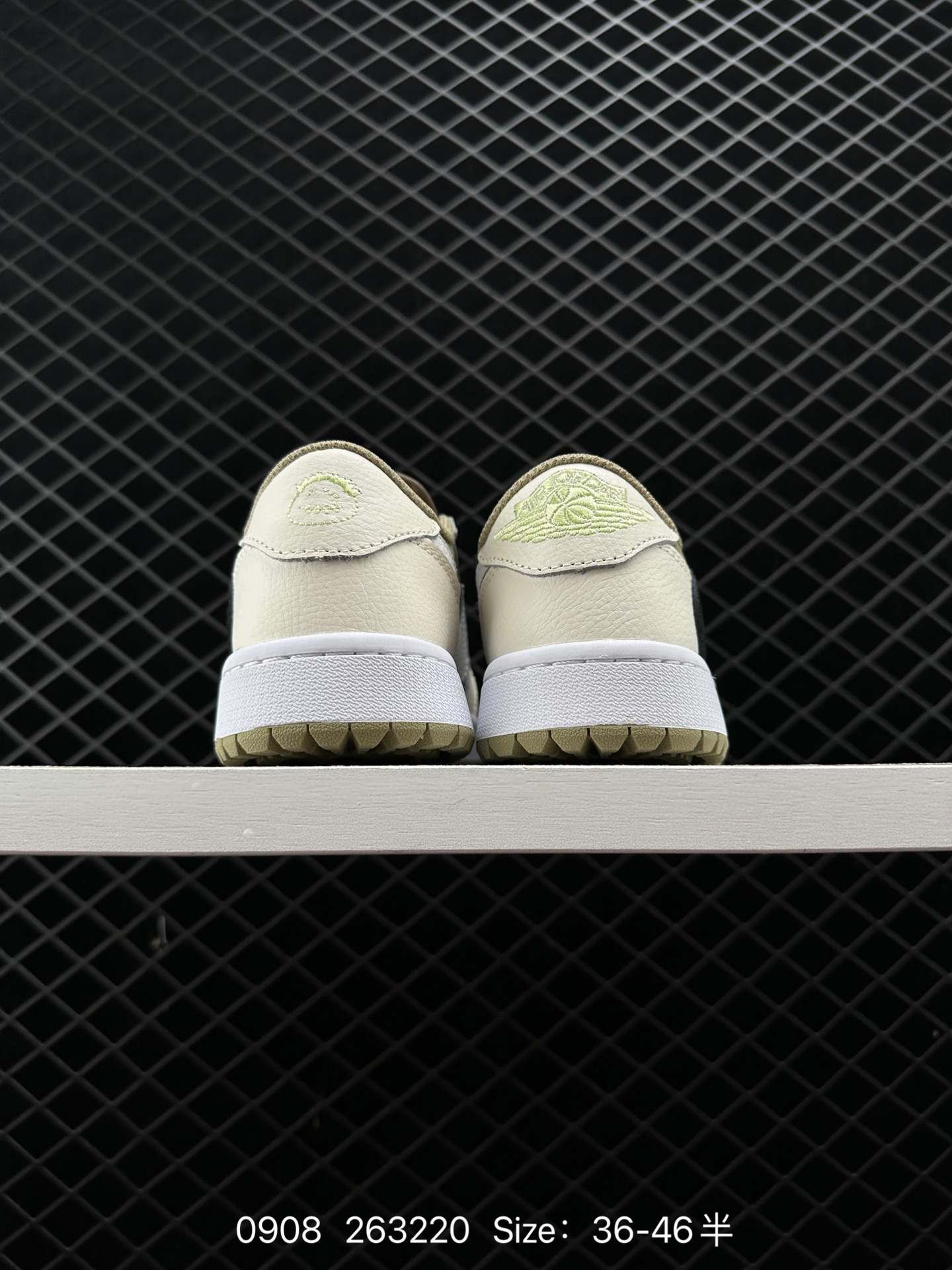 Travis Scott x Air Jordan 1 Low Golf